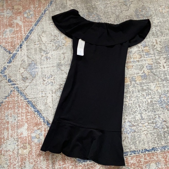 NEW Francesca's black Off Shoulder Mini Dress MED - Picture 7 of 7